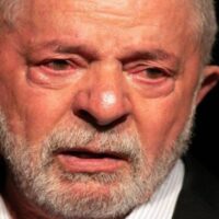 No Egito, Lula recebe triste notícia de falecimento e fica muito abatido; ‘Tristeza’